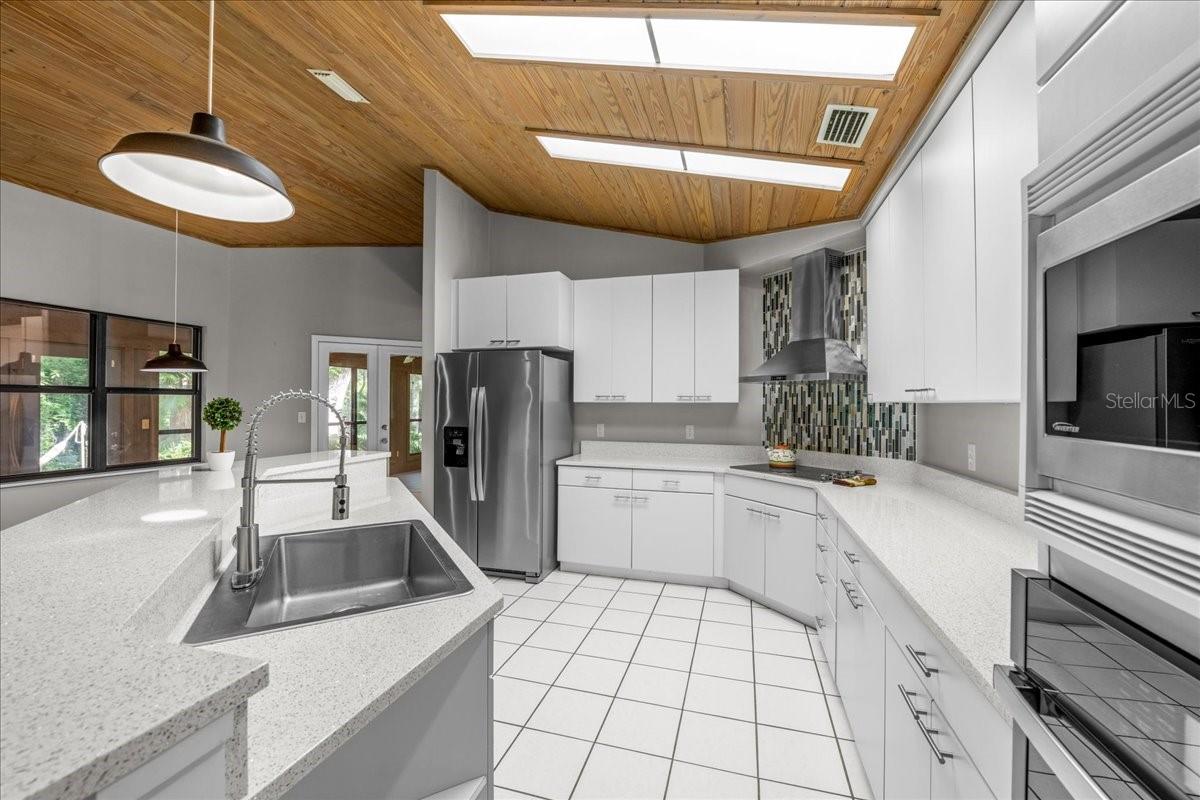 PARK AVE - Residential Lease