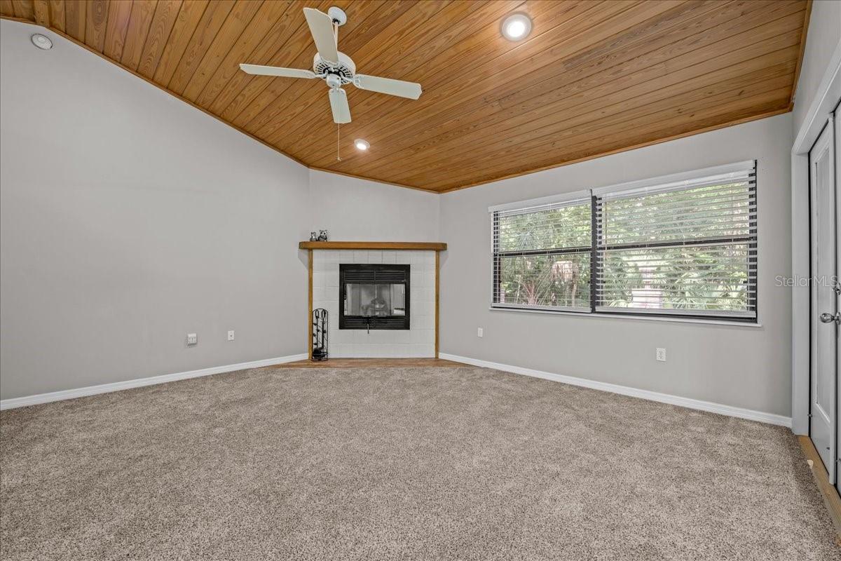 PARK AVE - Residential Lease