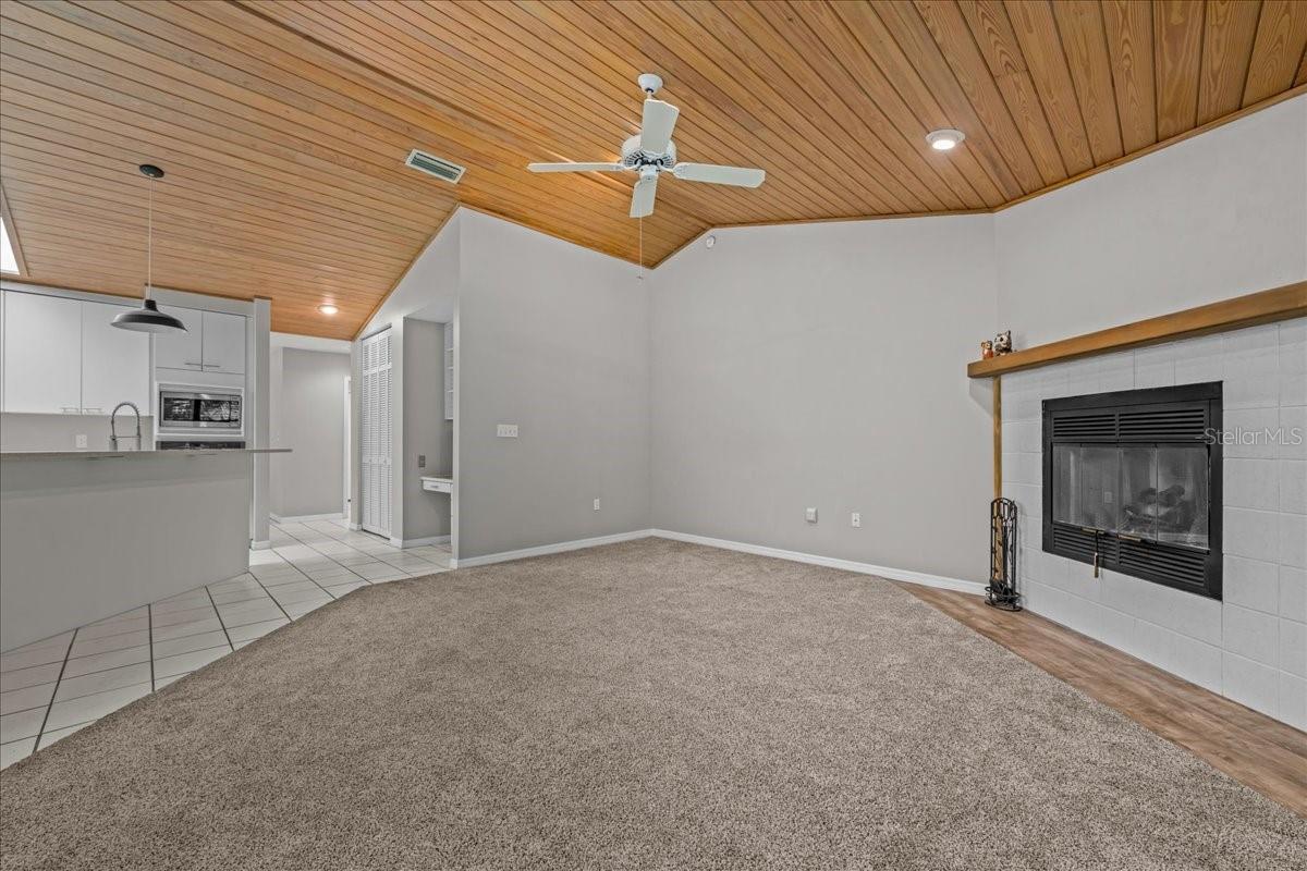 PARK AVE - Residential Lease