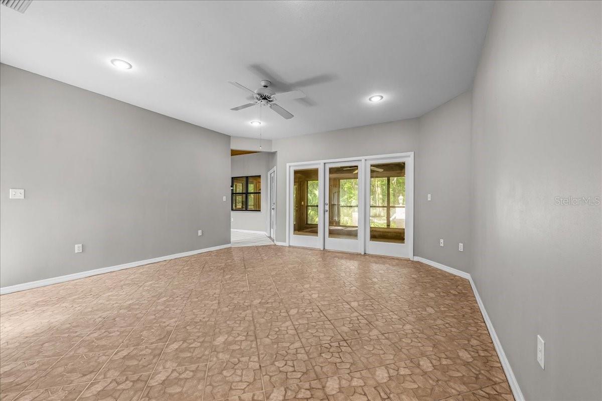 PARK AVE - Residential Lease