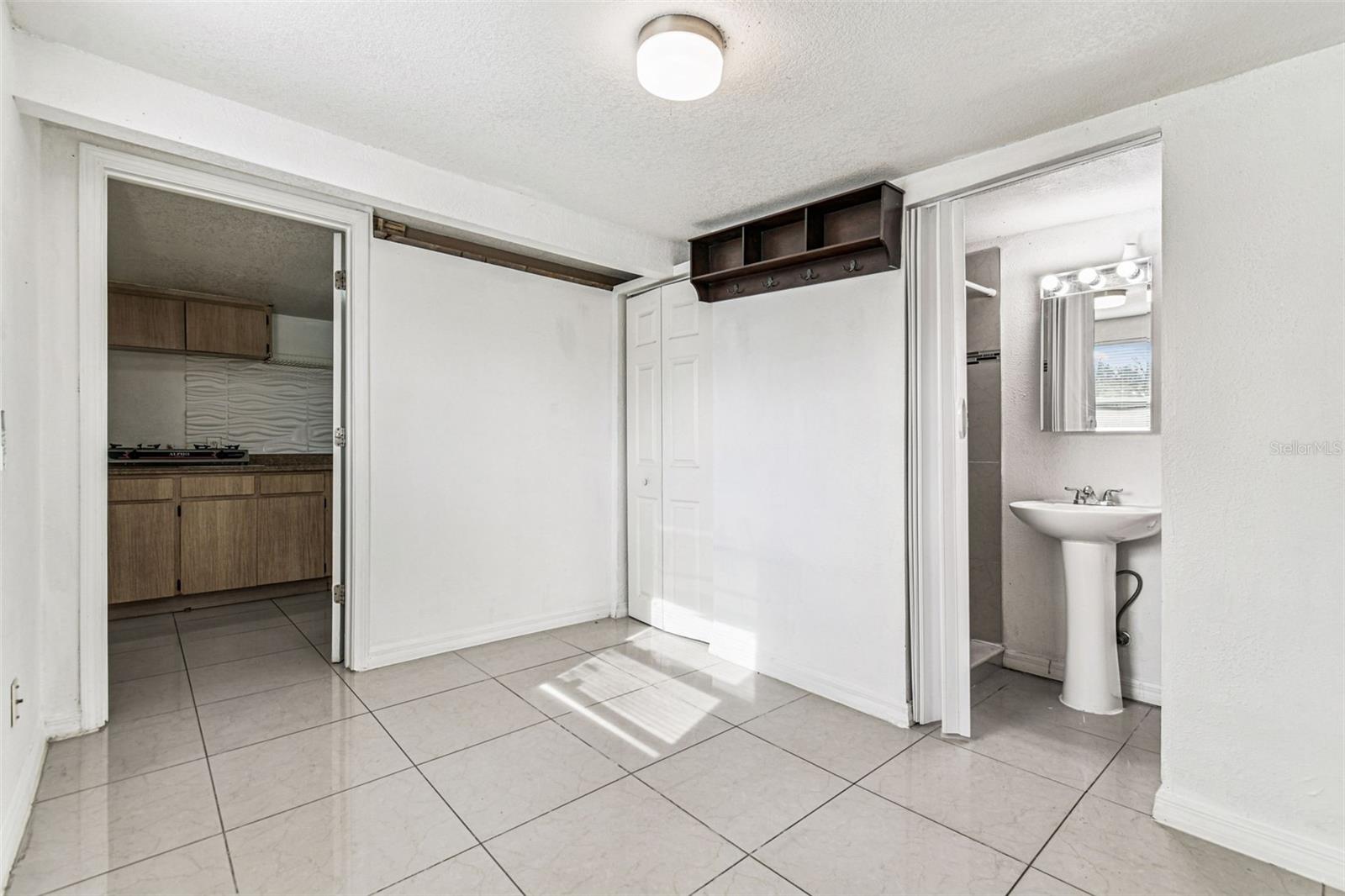 DEL RIO ESTATES - Residential