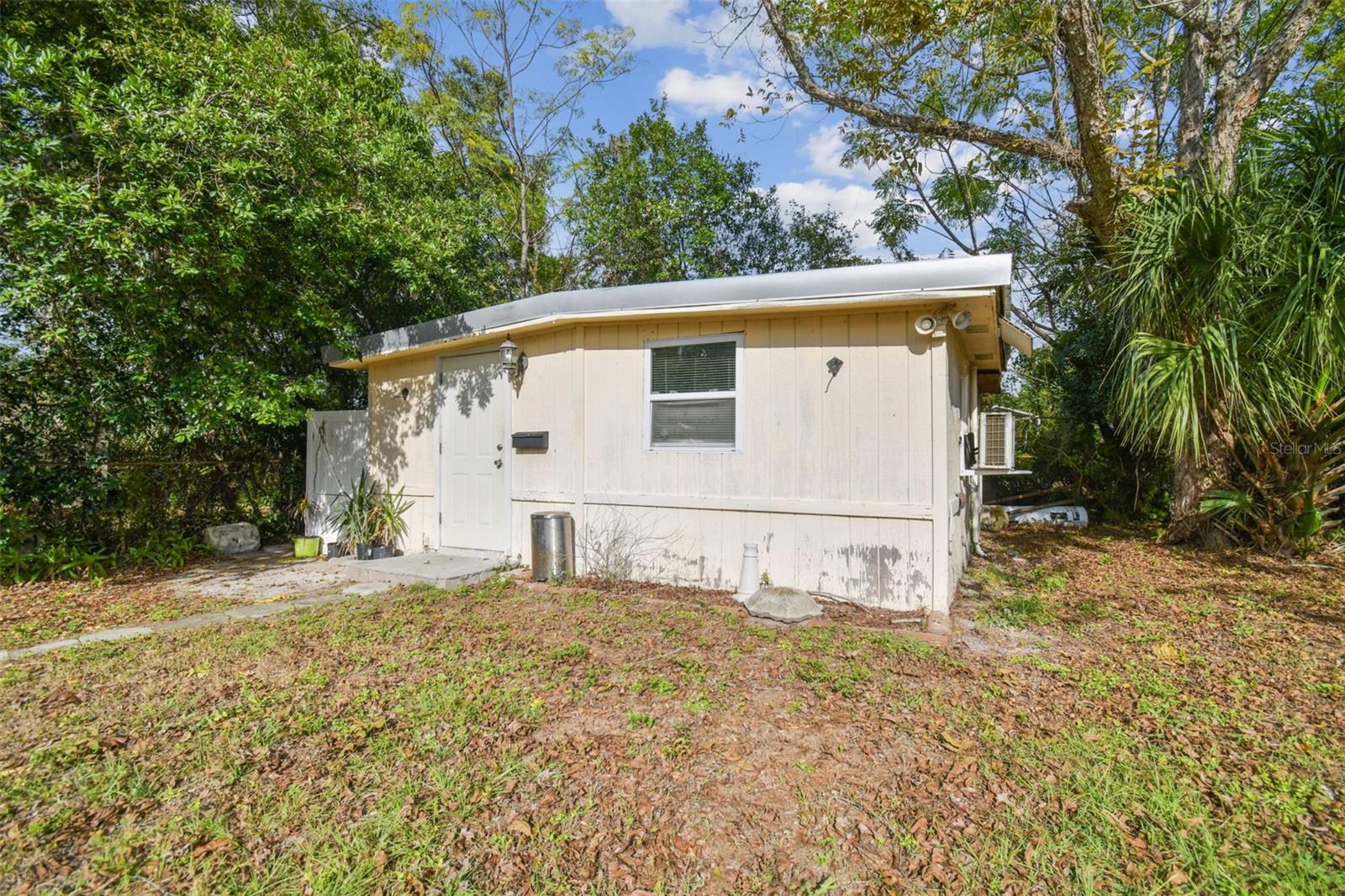 DEL RIO ESTATES - Residential