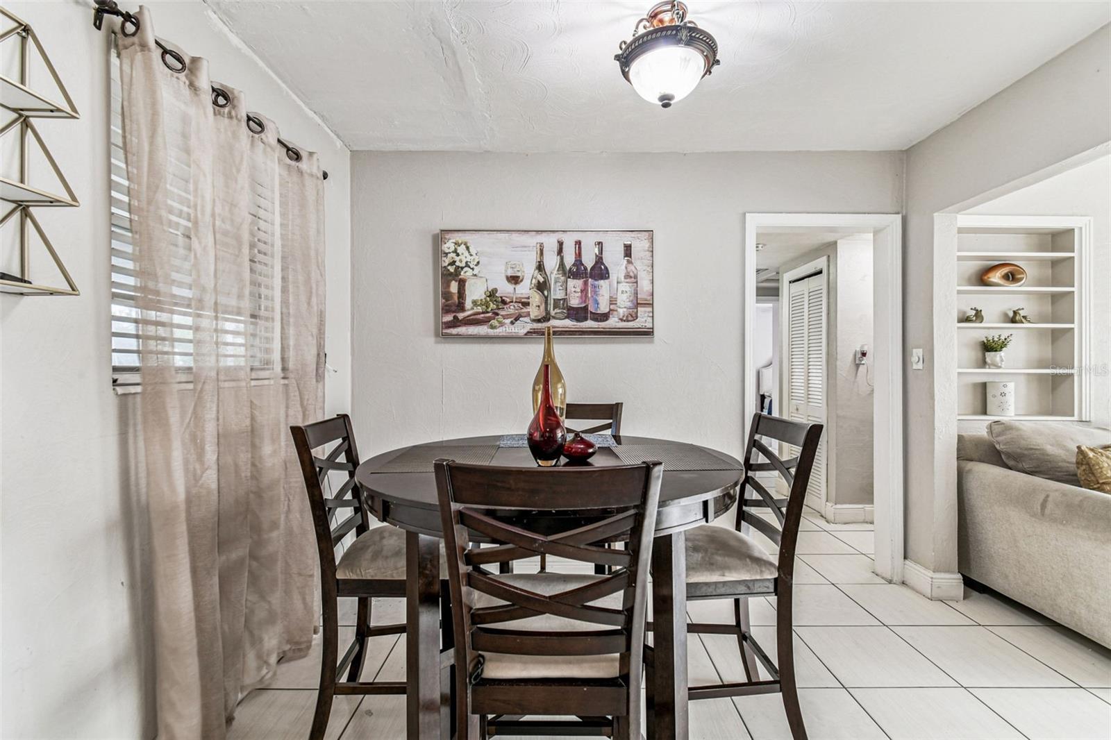 DEL RIO ESTATES - Residential