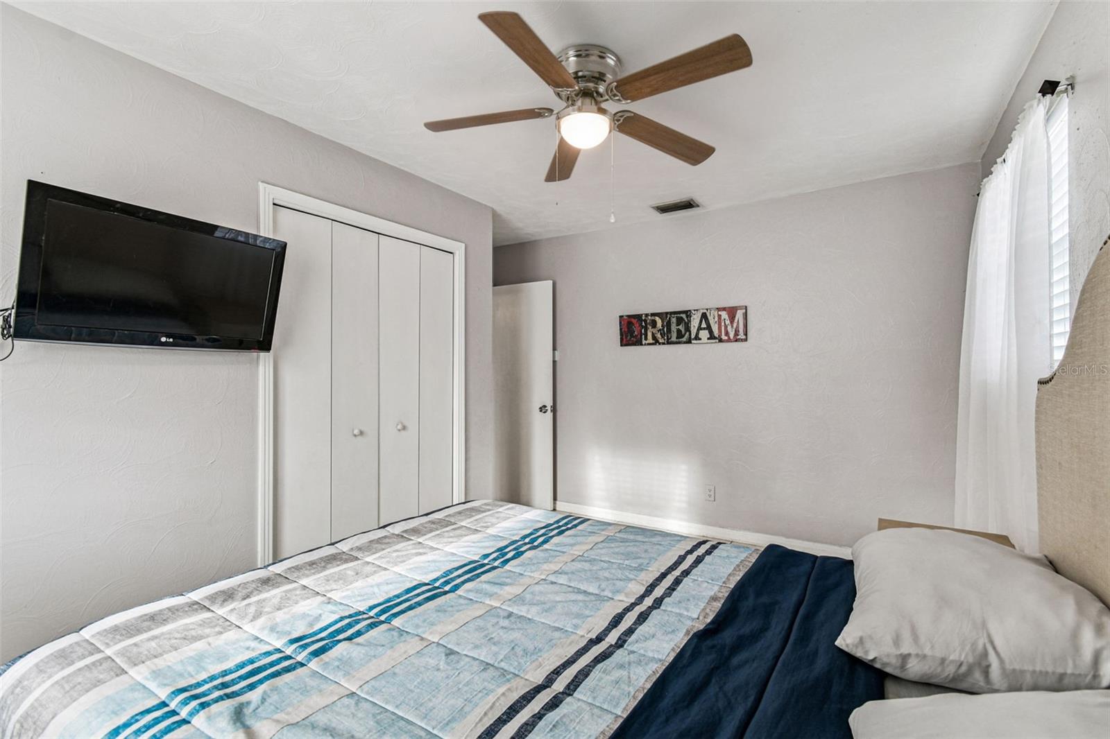 DEL RIO ESTATES - Residential