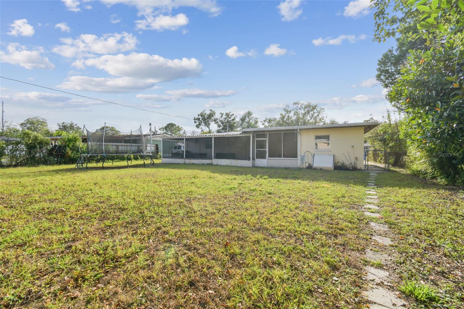 DEL RIO ESTATES - Residential