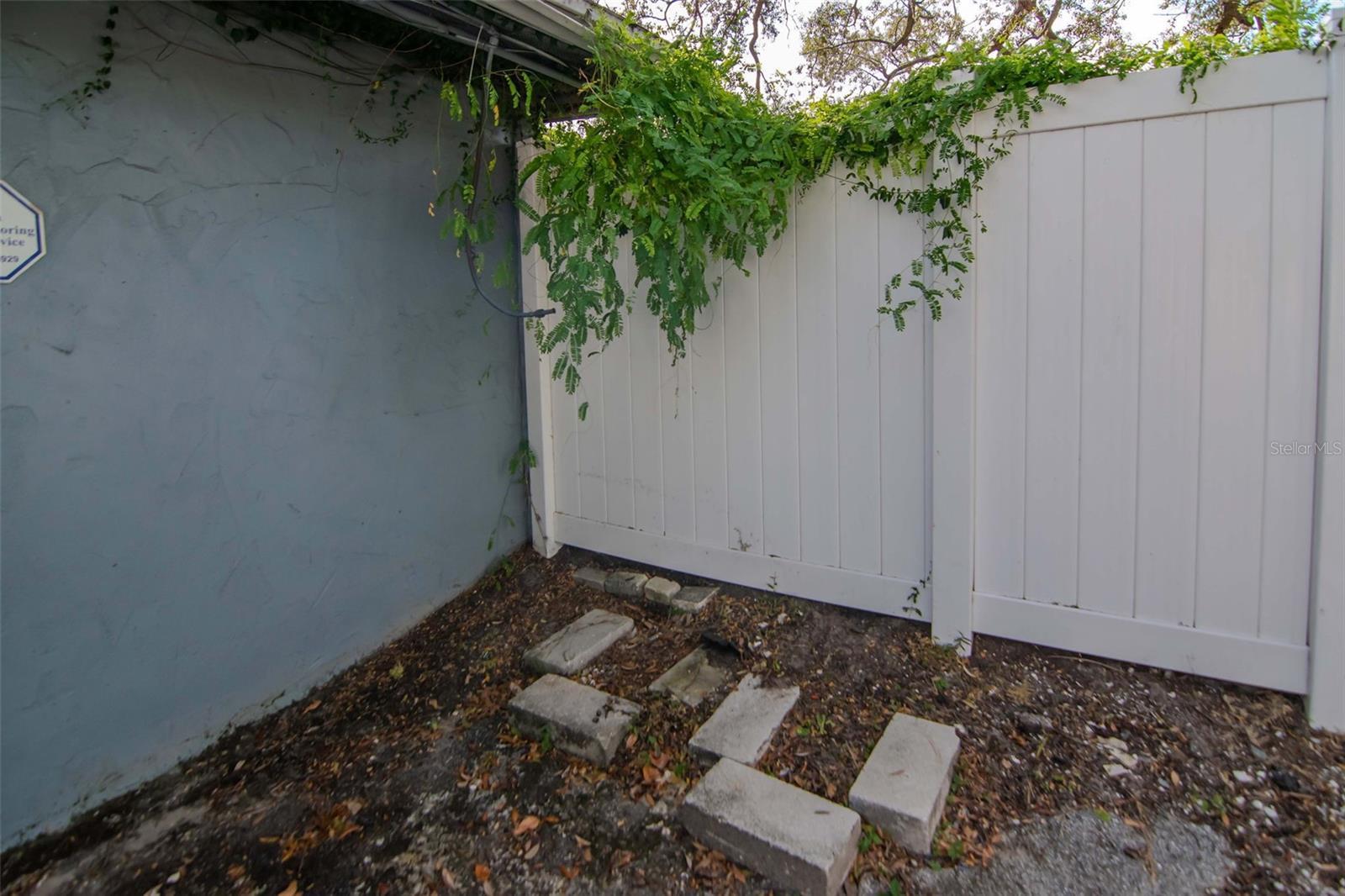 IRVINTON HEIGHTS - Commercial Sale