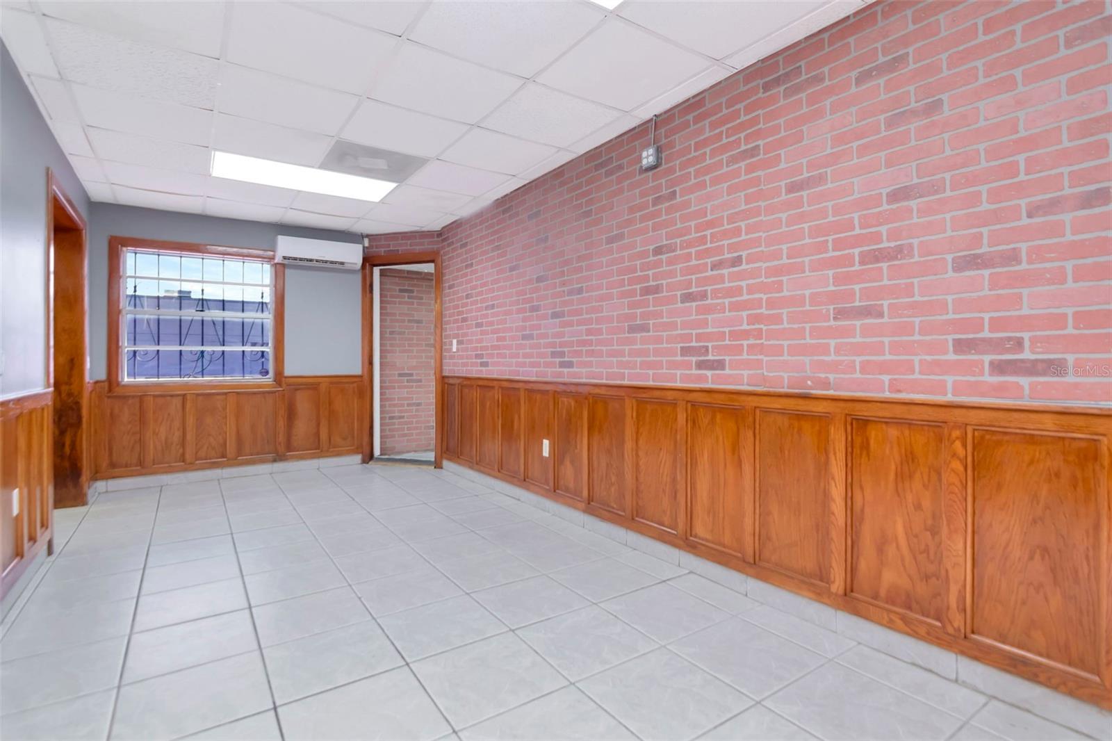 IRVINTON HEIGHTS - Commercial Sale