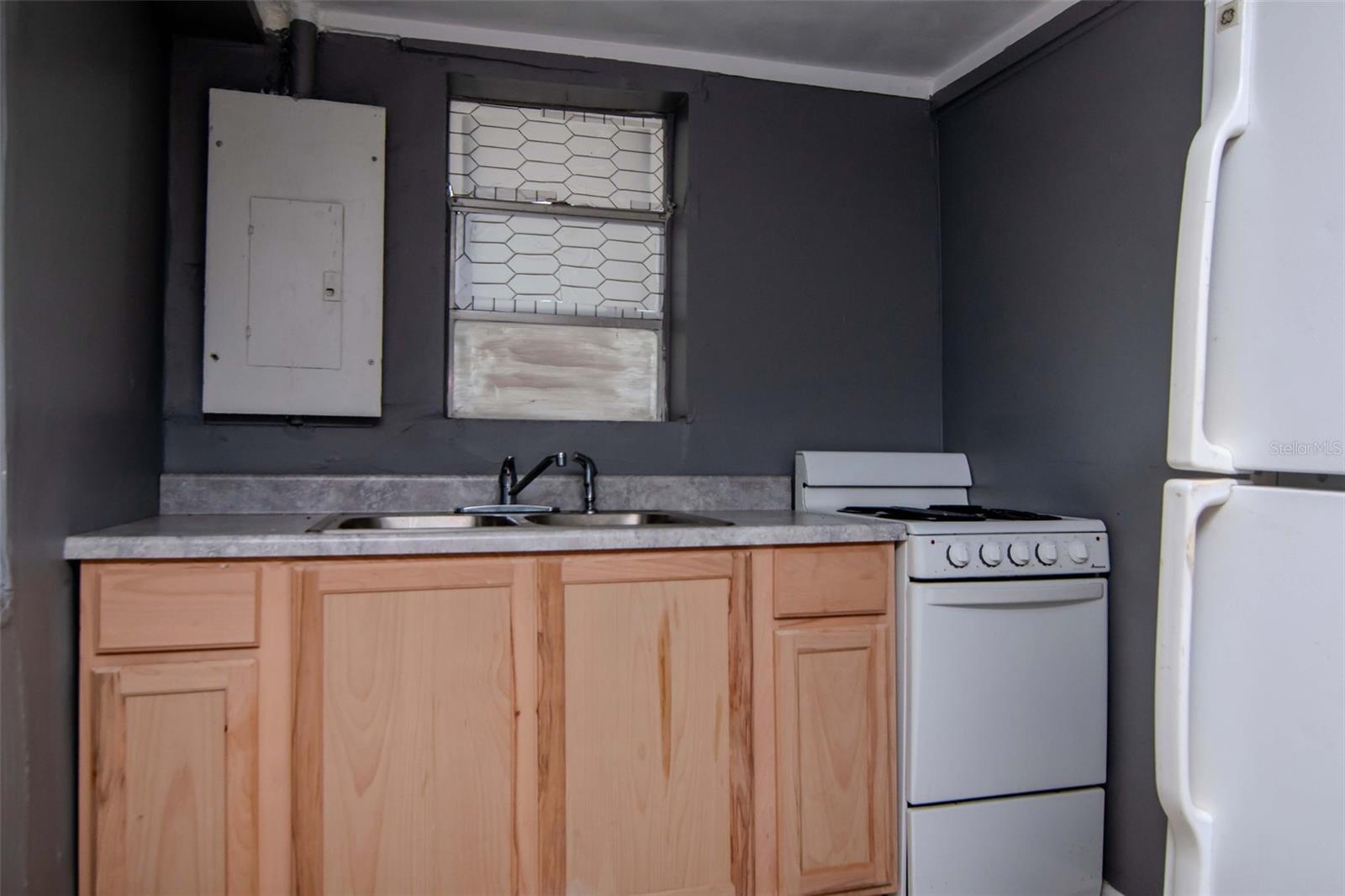 IRVINTON HEIGHTS - Commercial Sale