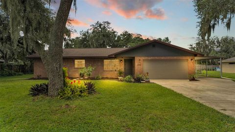 A home in LAKELAND