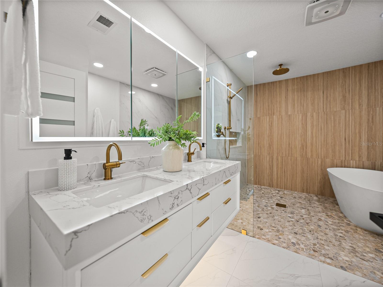 PASADENA GOLF CLUB ESTATES SEC 4 - Residential