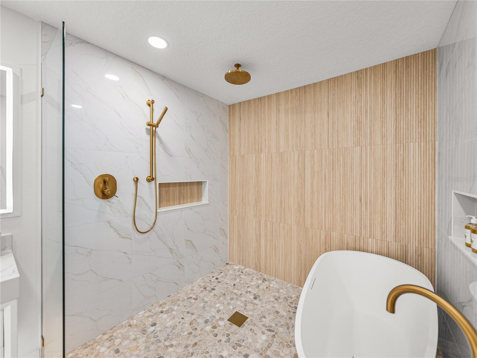 PASADENA GOLF CLUB ESTATES SEC 4 - Residential