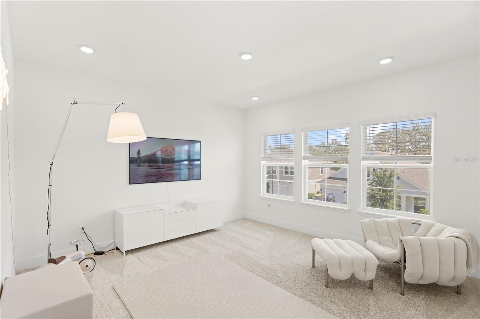 WINDING BAY PH 3 - Residential