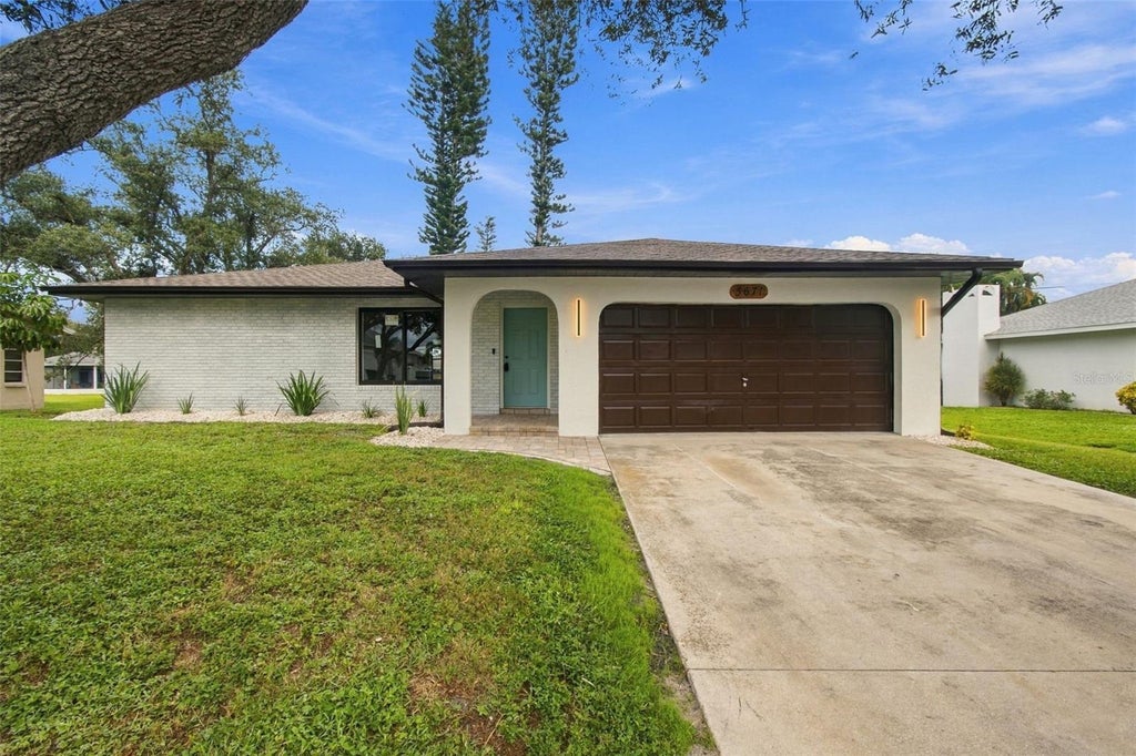 Photo of 3671 Pine Road, Venice, FL 34293 (MLS # TB8549807)