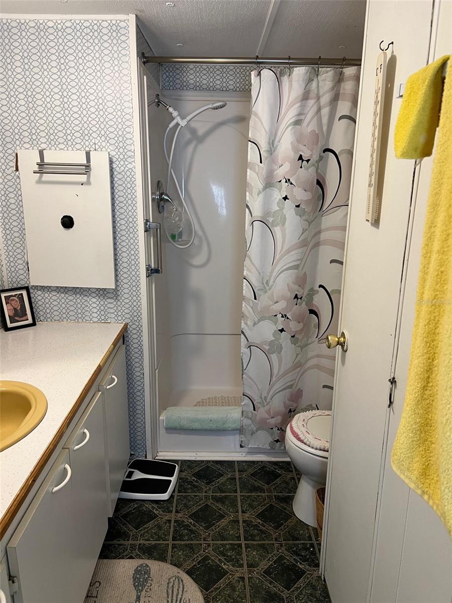 MIDWAY TRAILER COURT UNREC - Residential