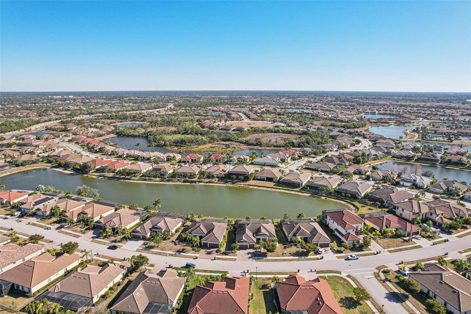 GRAN PARADISO PH 1 - Residential