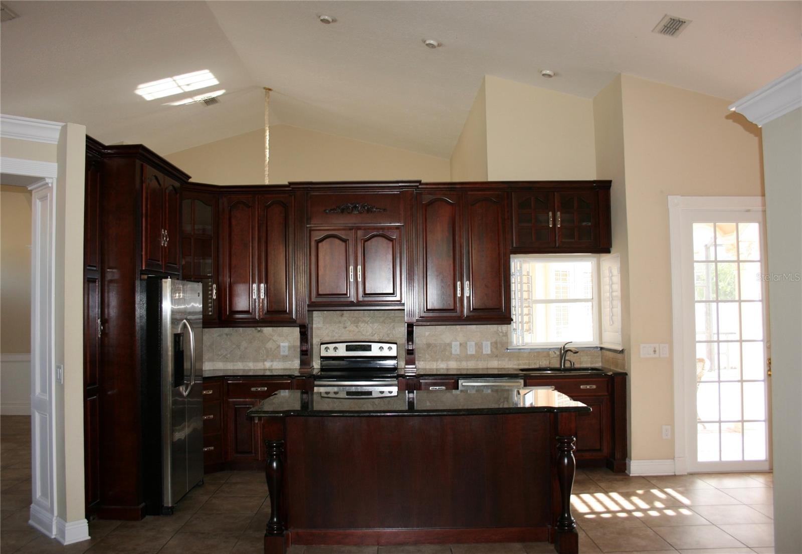 HUNTERS CREEK TR 130 PH 02 - Residential Lease