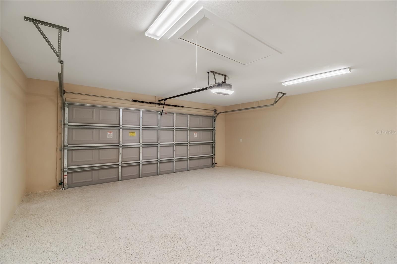 MARION OAKS UN SEVEN - Residential