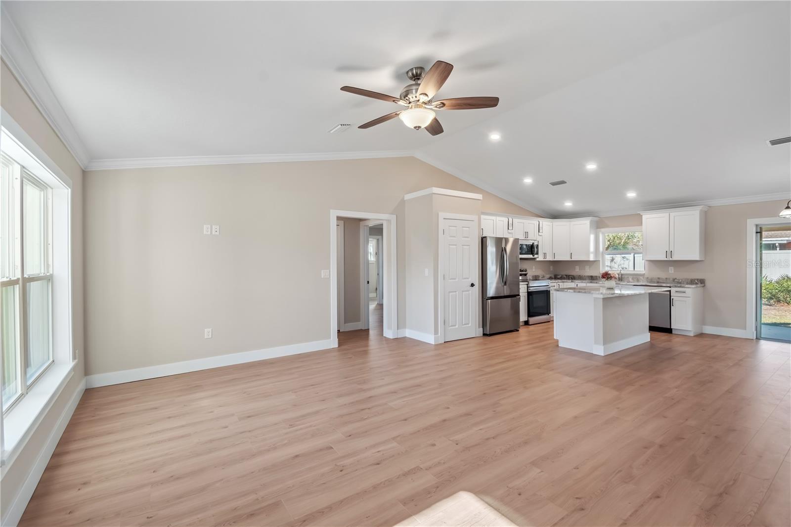 MARION OAKS UN SEVEN - Residential