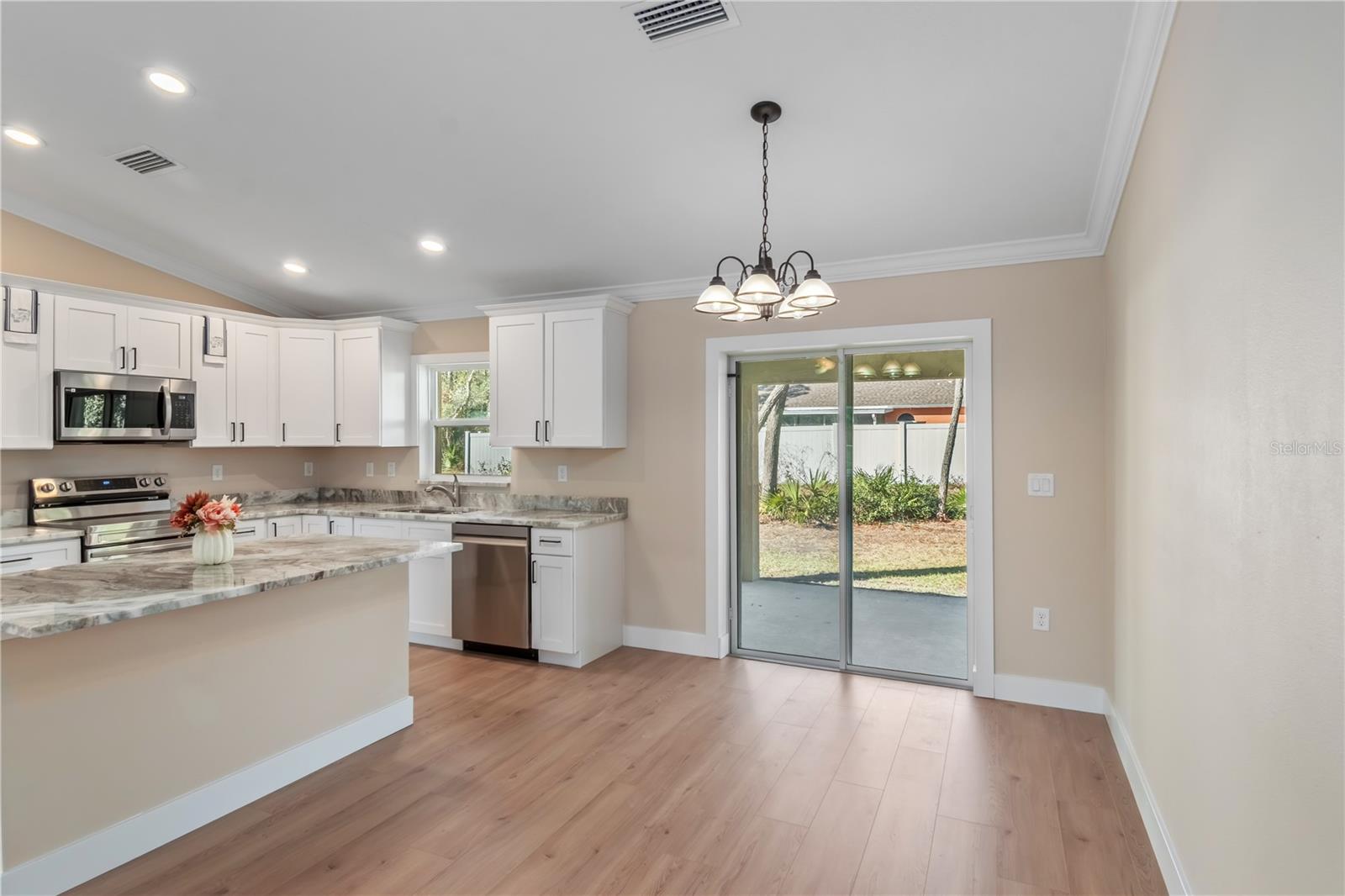 MARION OAKS UN SEVEN - Residential