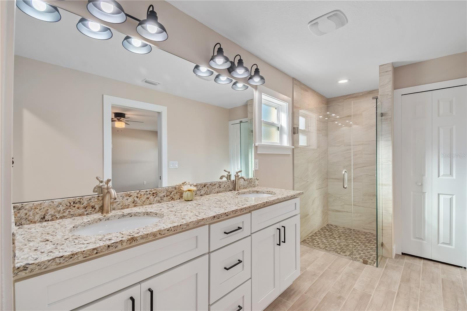 MARION OAKS UN SEVEN - Residential