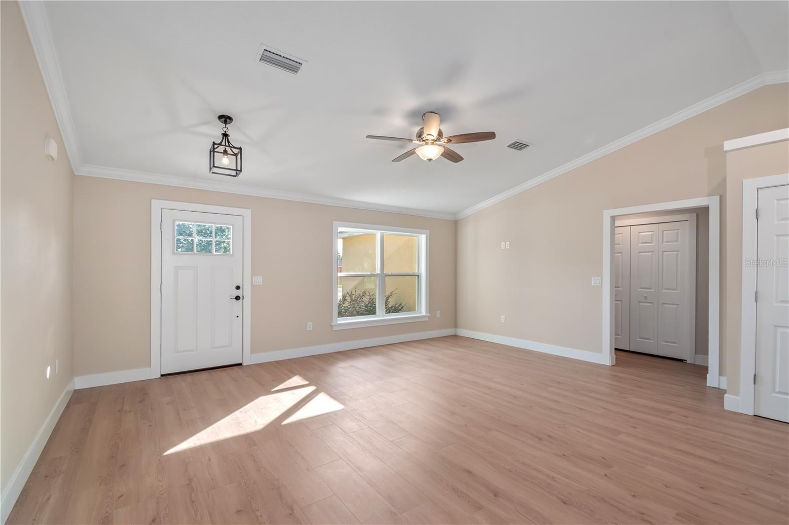 MARION OAKS UN SEVEN - Residential