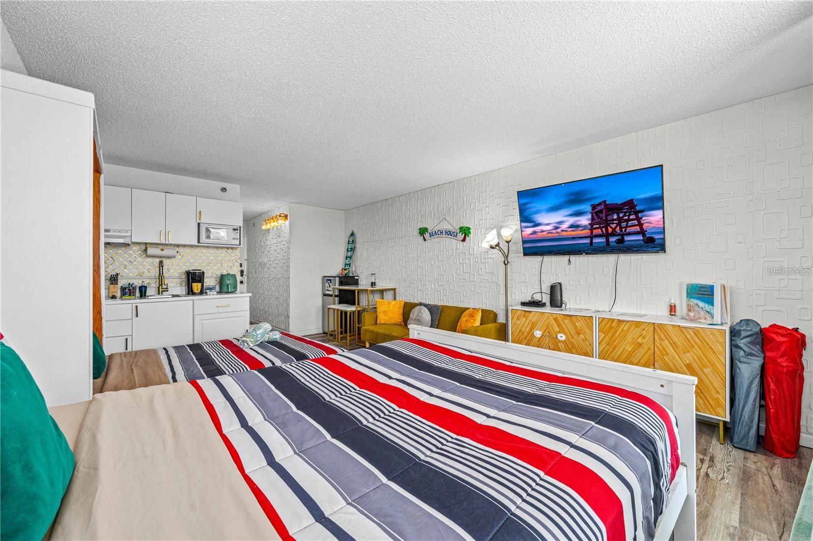 DAYTONA BEACH CLUB UNIT CU01 - Residential Lease