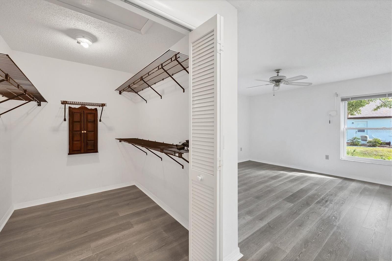 FOXWOOD - Residential