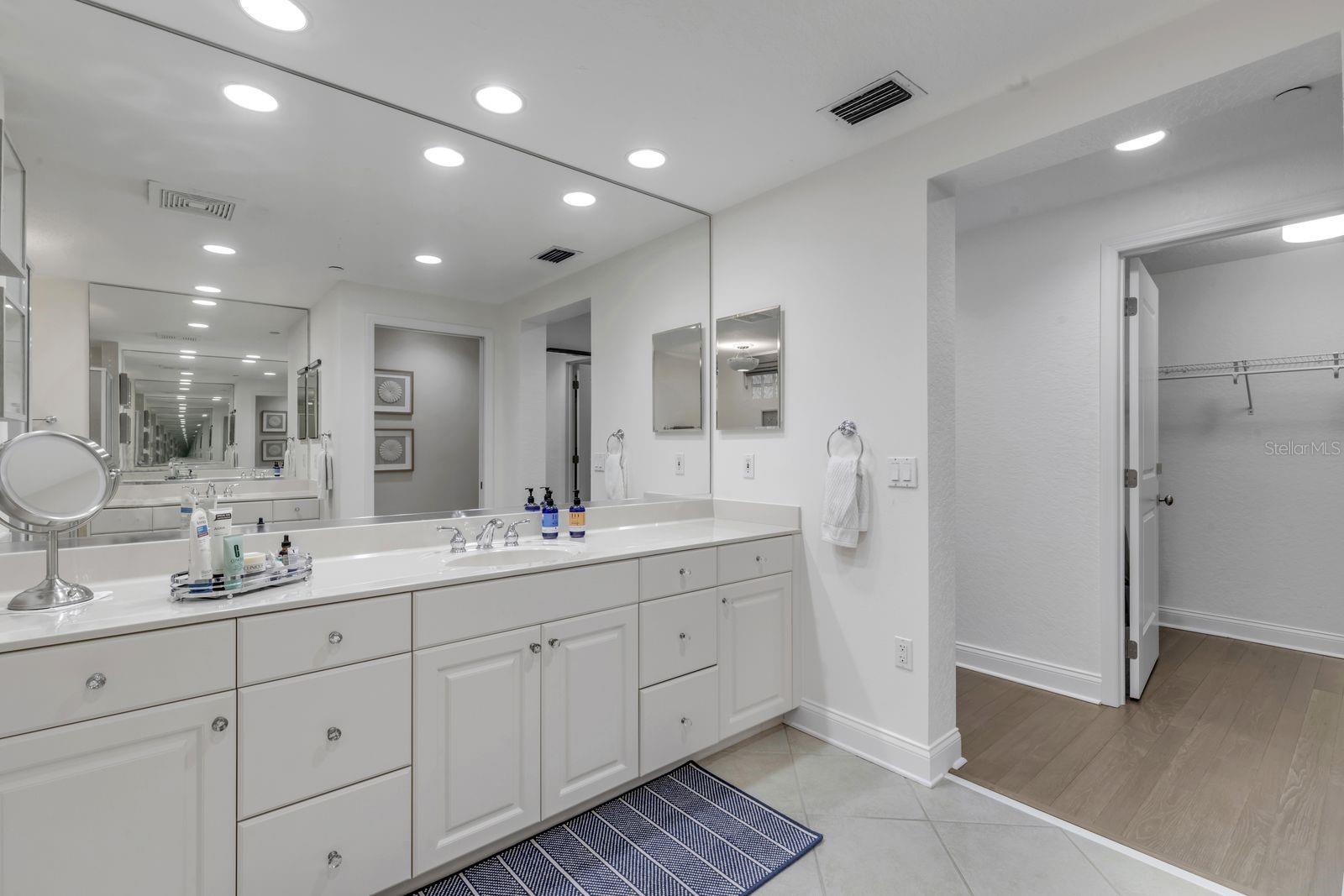 HAMMOCKS AT MINORCA PH 01 - Residential