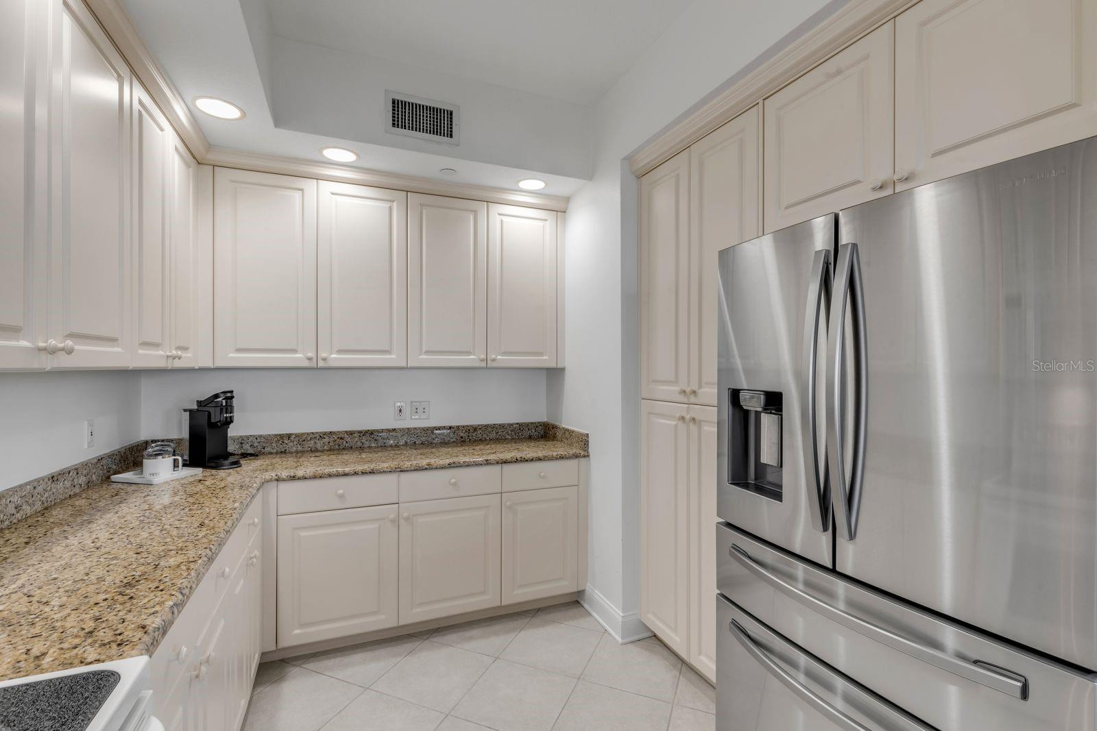 HAMMOCKS AT MINORCA PH 01 - Residential