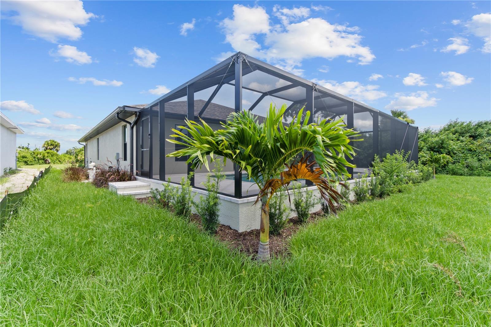 ROTONDA LAKES - Residential