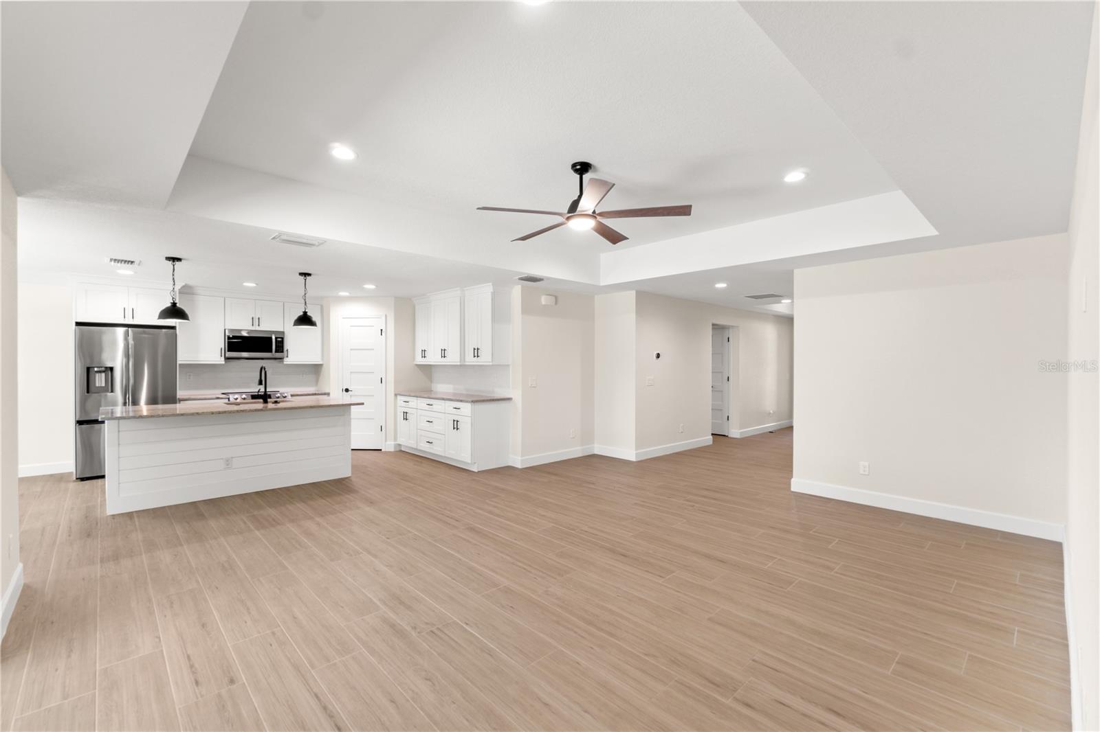 196 ARCH DRIVE