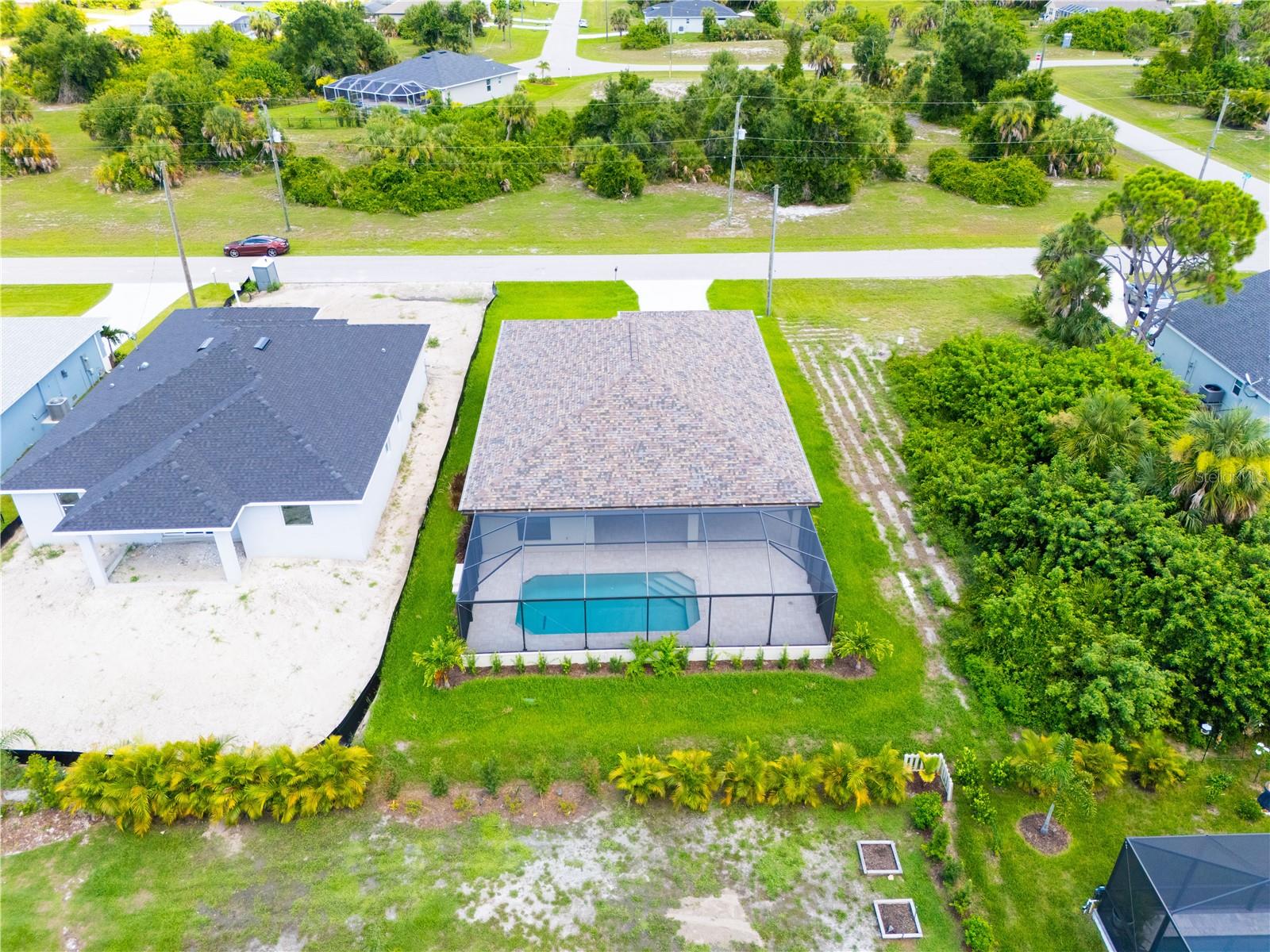 ROTONDA LAKES - Residential