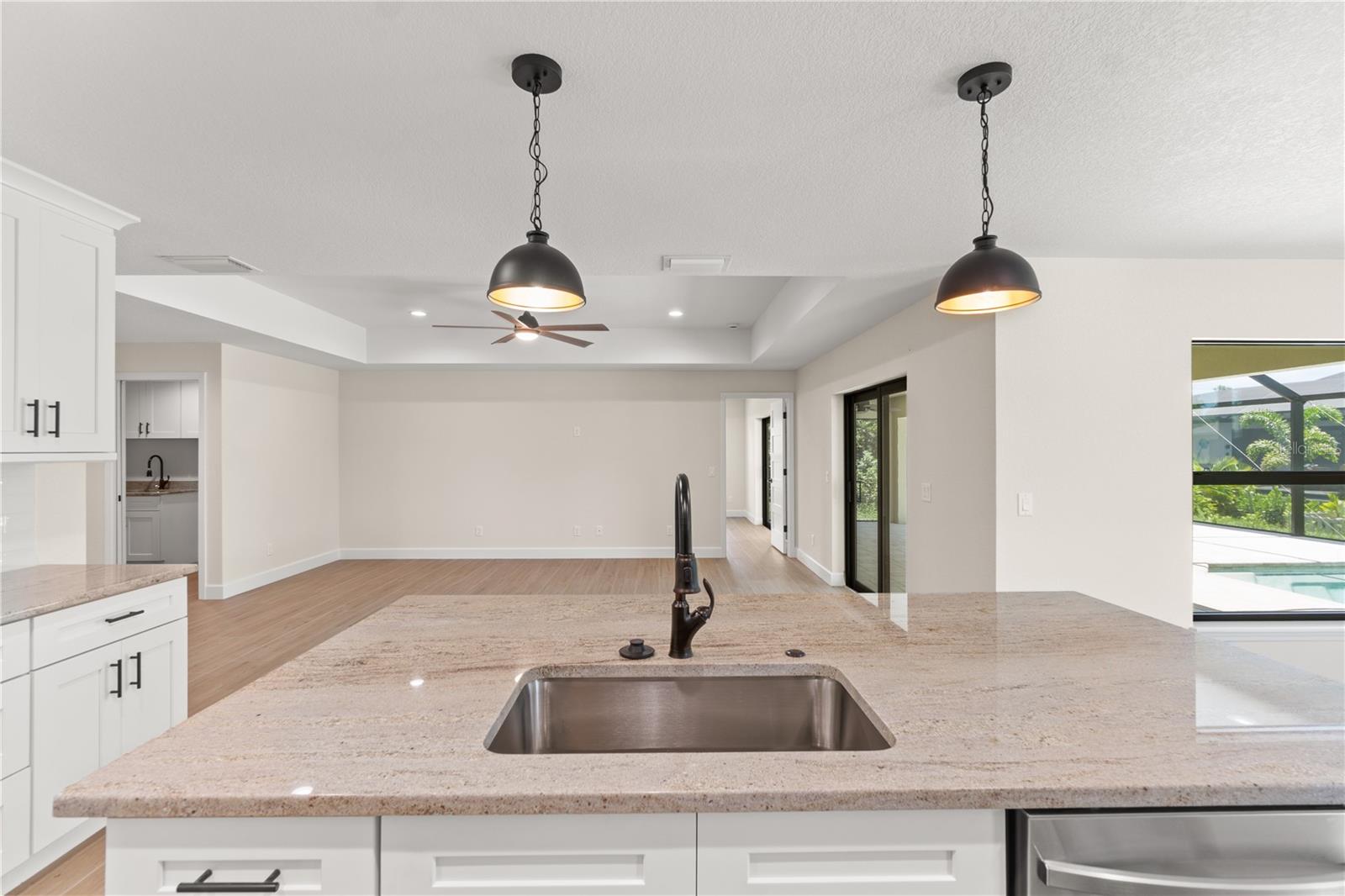 ROTONDA LAKES - Residential