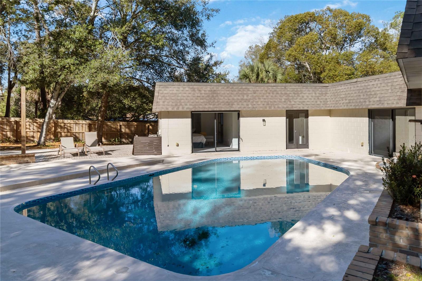 SPRINGS THE - Residential