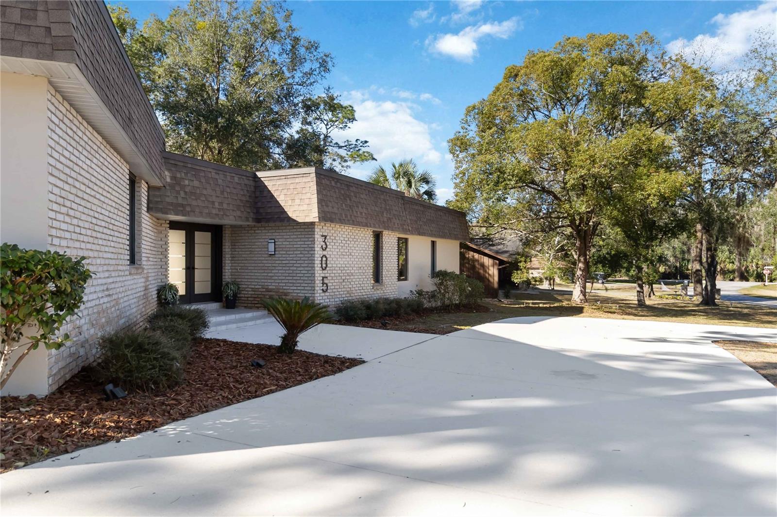 SPRINGS THE - Residential