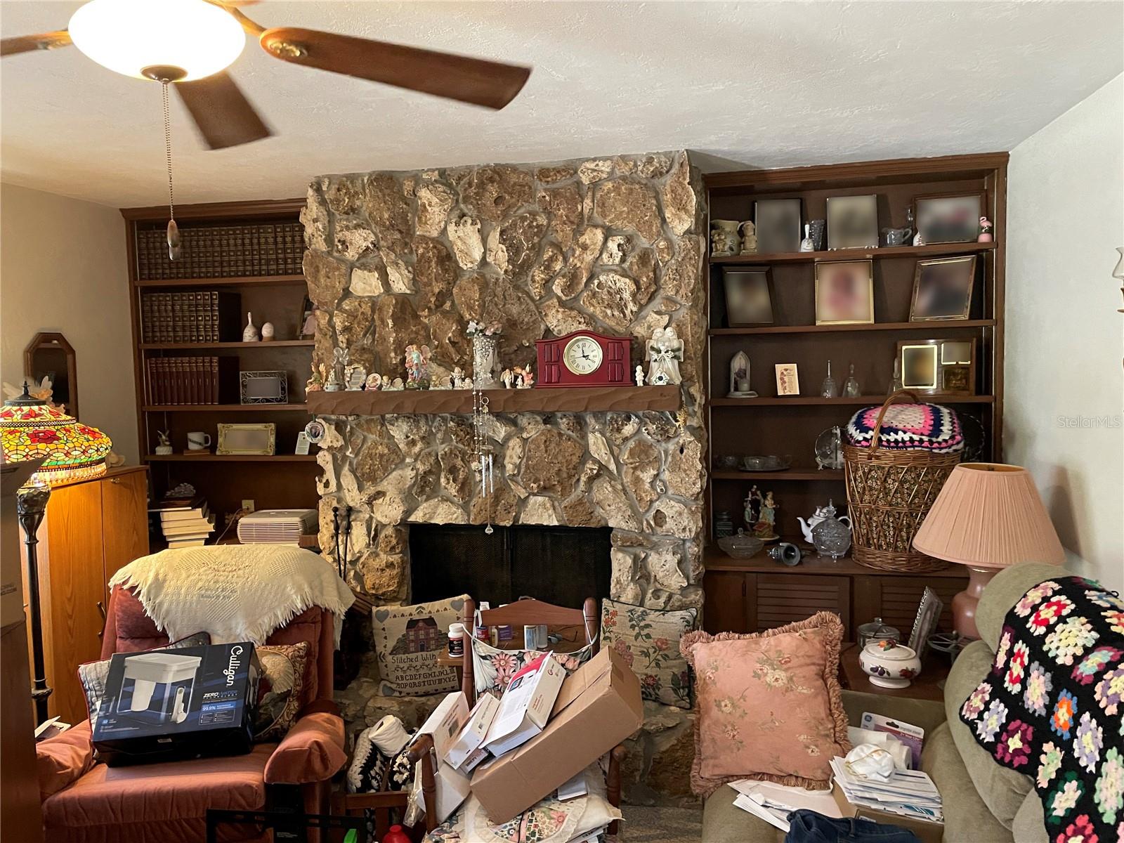 LAKE LOUISE MANOR ADD 01 - Residential