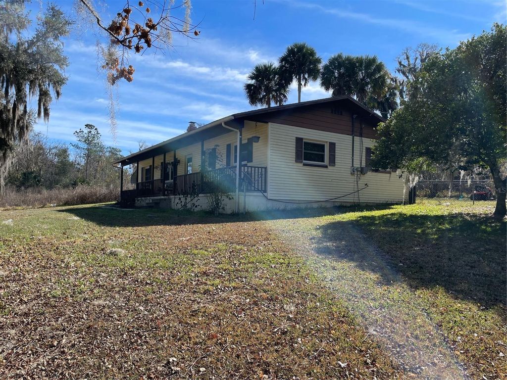 Photo of 24 SE 31st Street, Ocala, FL 34471 (MLS # OM716920)