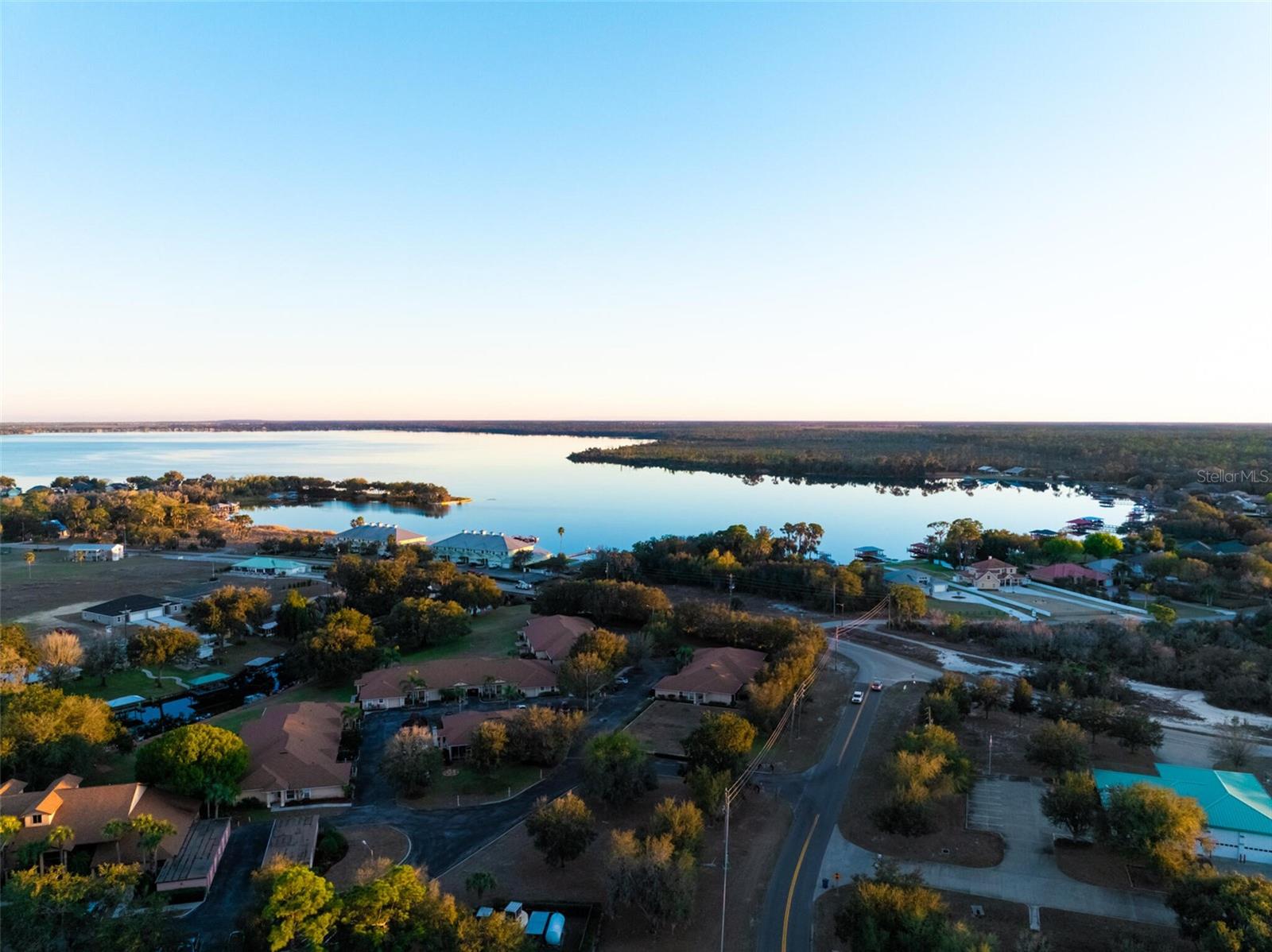 LEISURE LAKES SEC 01 - Land