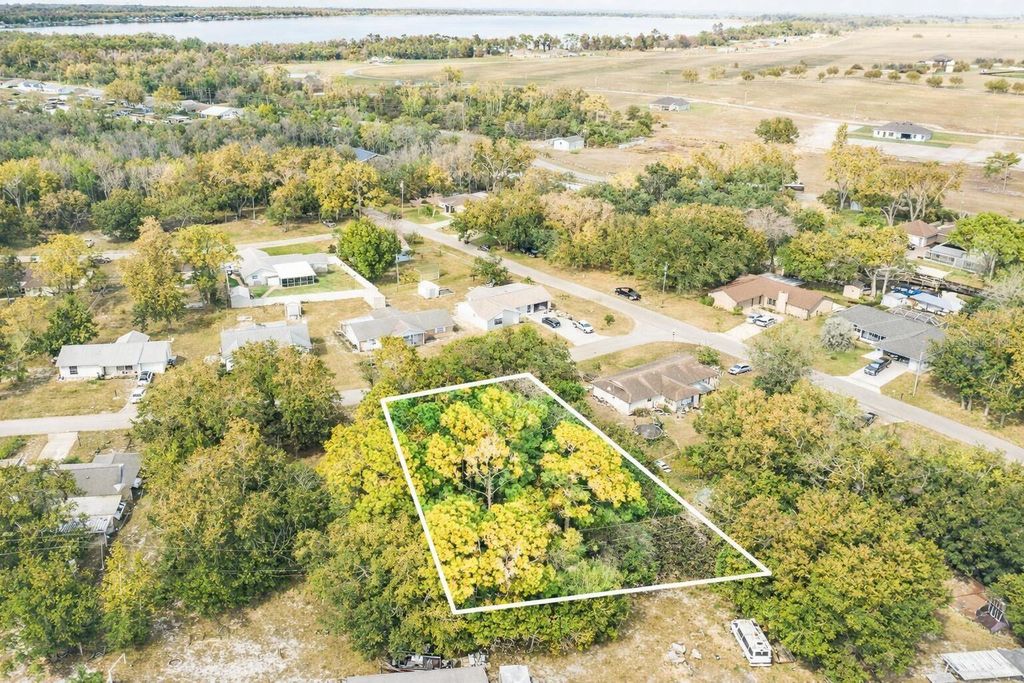 Photo of 3044 Azalea Lane, Lake Placid, FL 33852 (MLS # O6386256)