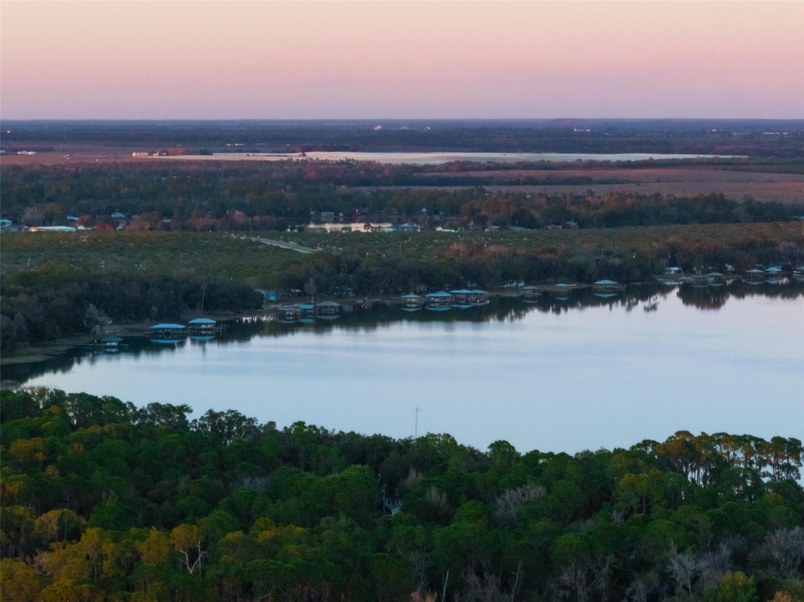 LEISURE LAKES SEC 01 - Land