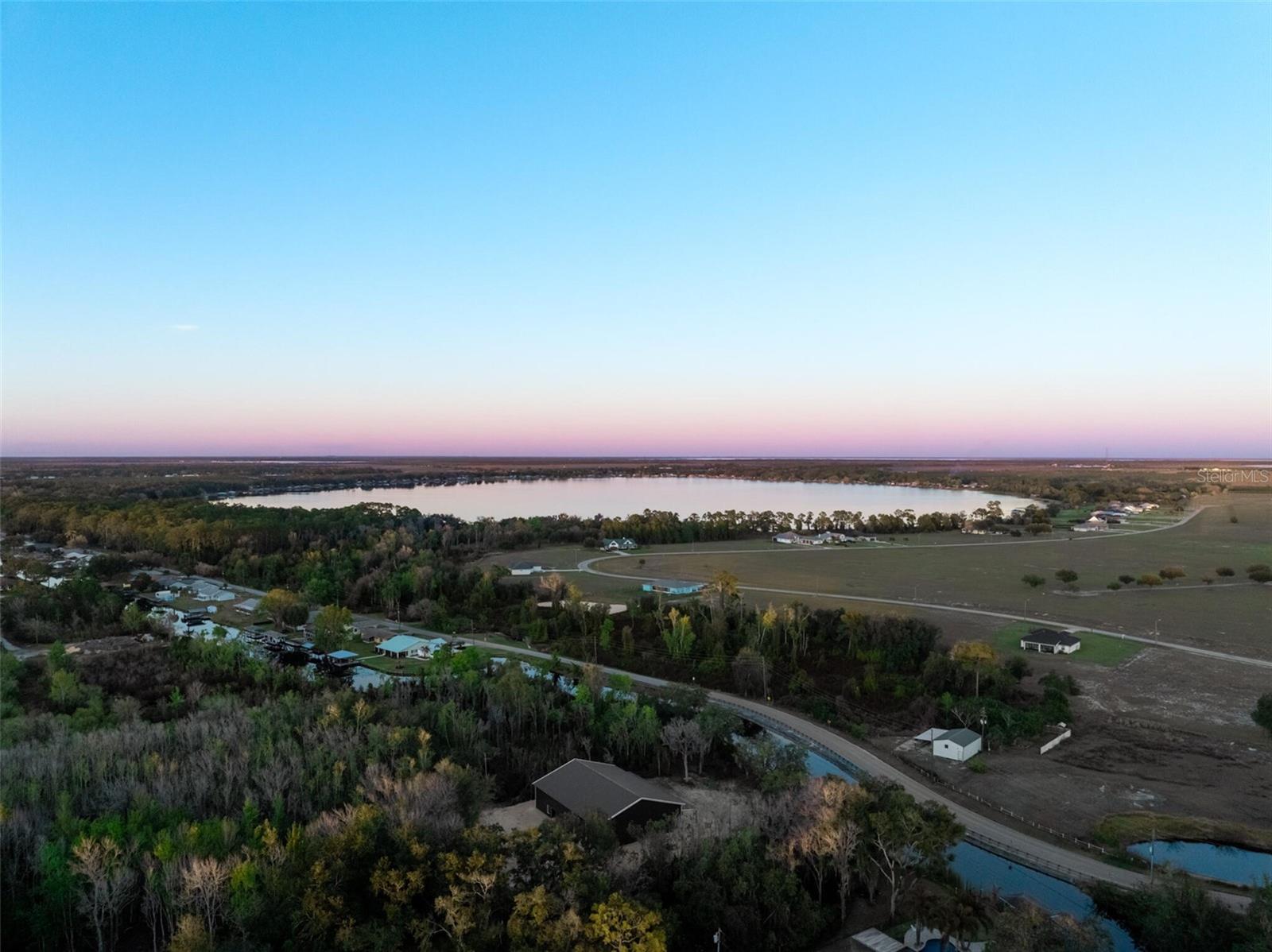 LEISURE LAKES SEC 01 - Land