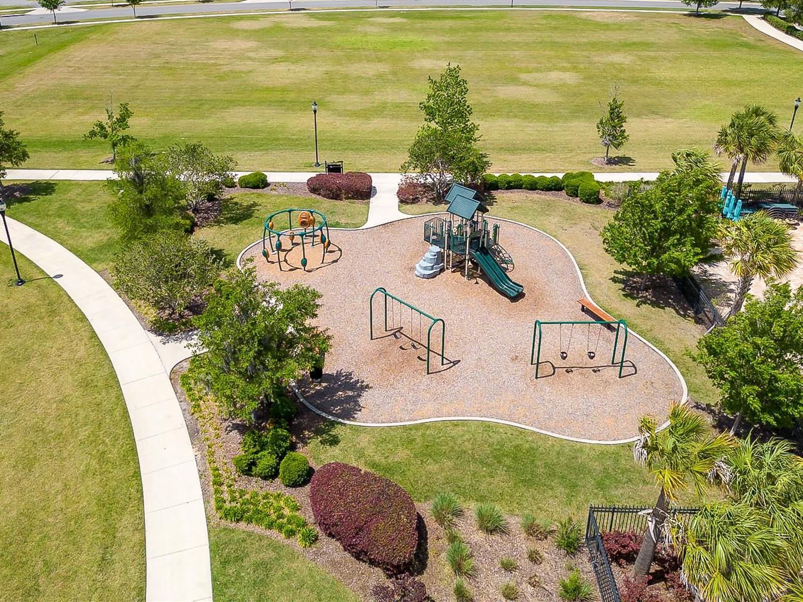 OAKMONT PH 4 PB 36 PG 83 - Residential