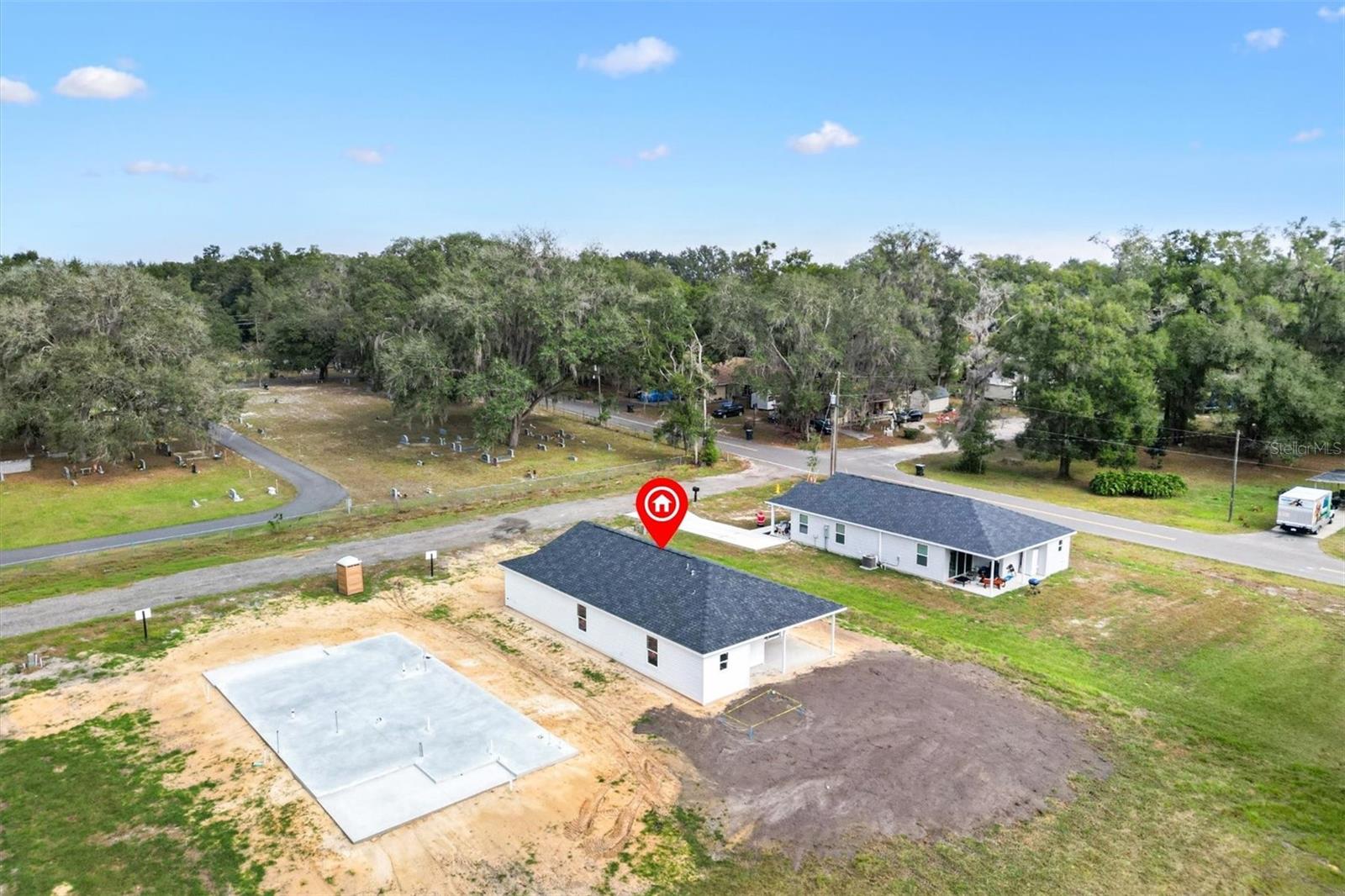 BUSHNELL HEIGHTS - Residential