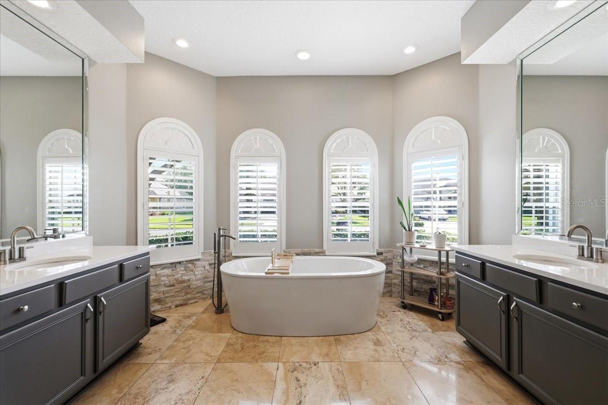 CITRUS OAKS - Residential