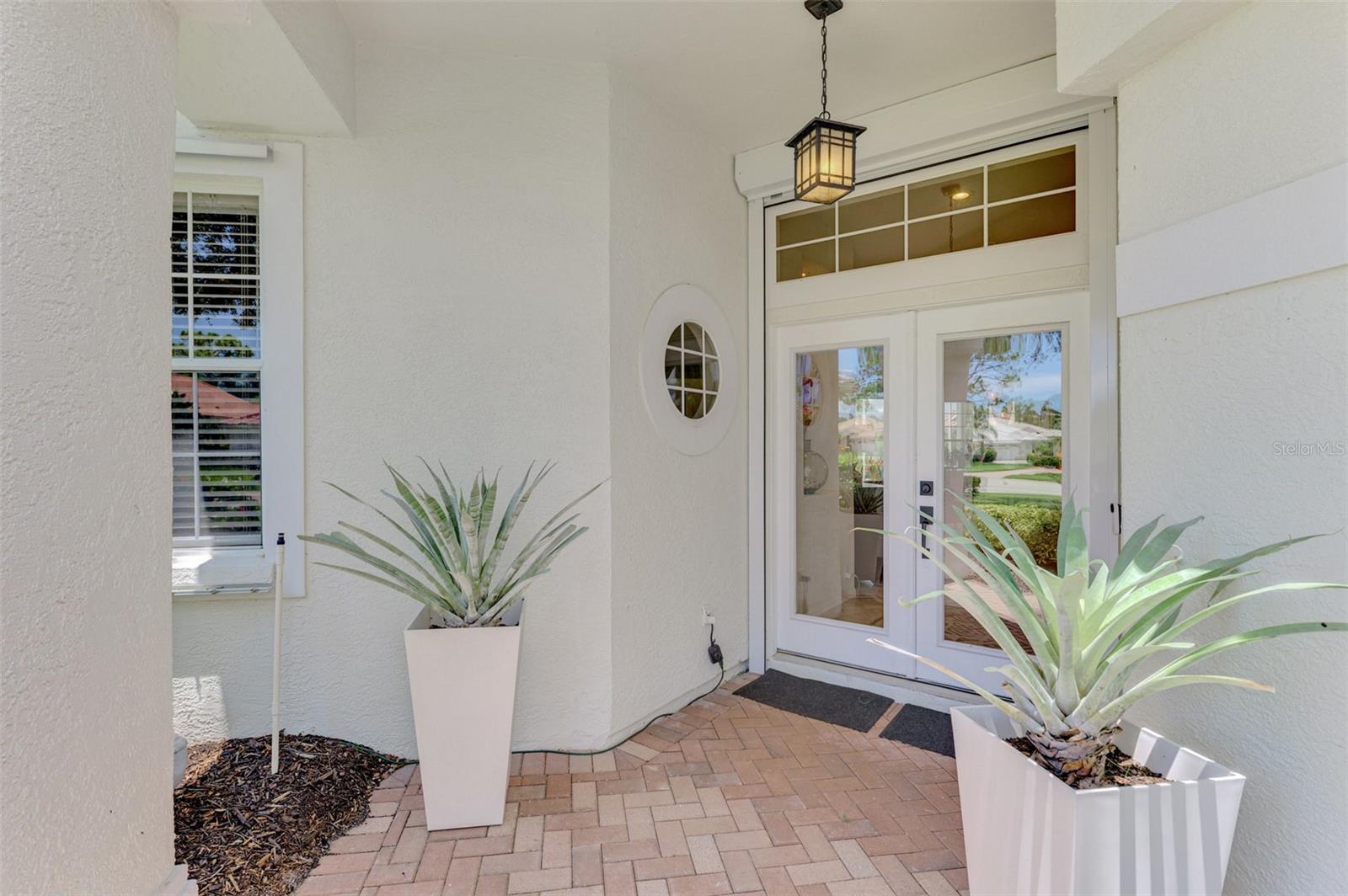 5854 FAIRWOODS CIRCLE