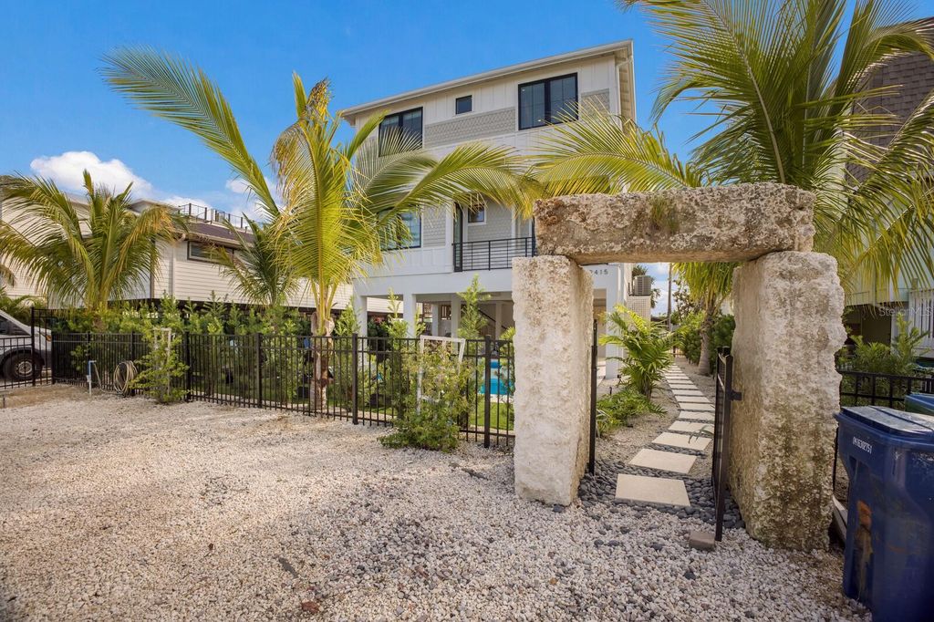 Photo of 2415 Avenue B, Bradenton Beach, FL 34217 (MLS # A4671881)