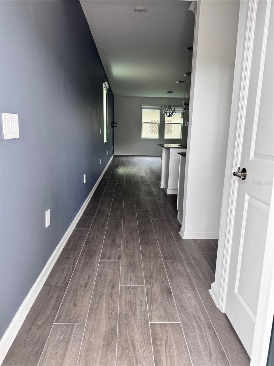 1563 CROSS PRAIRIE PARKWAY