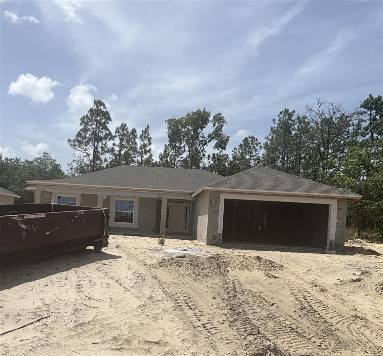 707 W HALLAM DRIVE