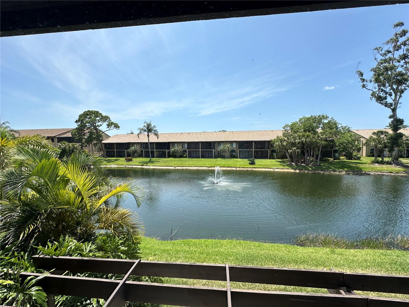 ASHTON LAKES 03 - Residential Lease