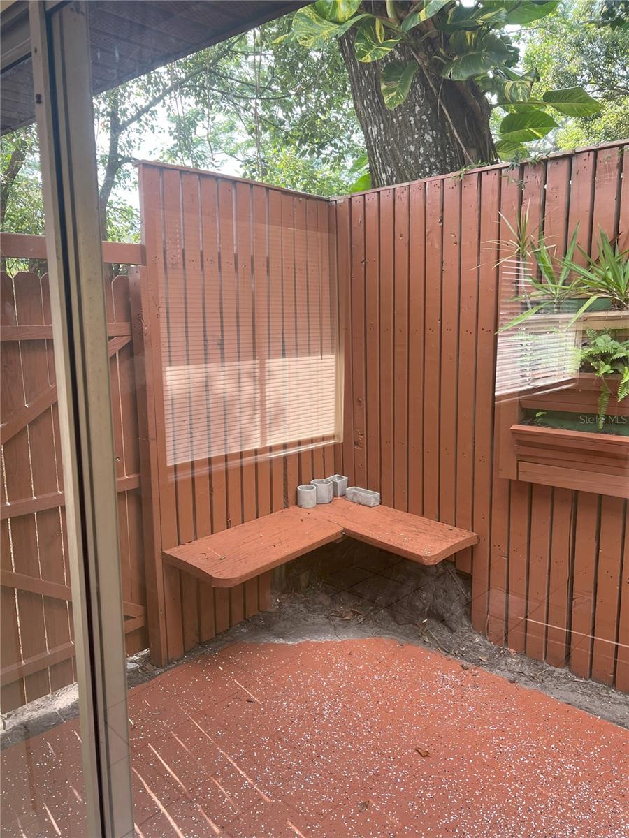 SHADY OAK COVE - Residential Lease